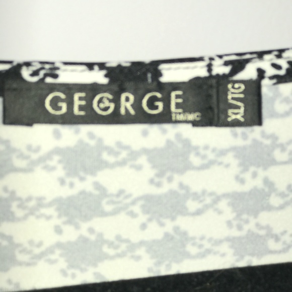 George - Scoop Neck , Cap Sleeve Top. Size XL - Picture 3 of 4